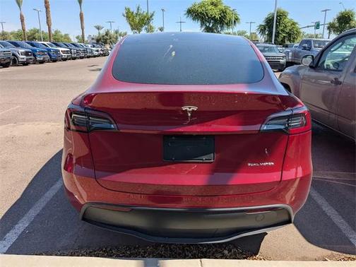 2025 Tesla Model Y Long Range Dual Motor All-Wheel Drive