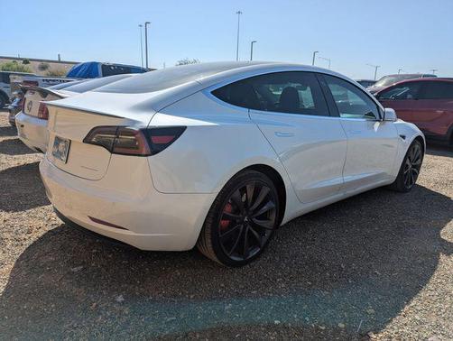 Pearl White Multi-Coat 2020 Tesla Model 3 Performance