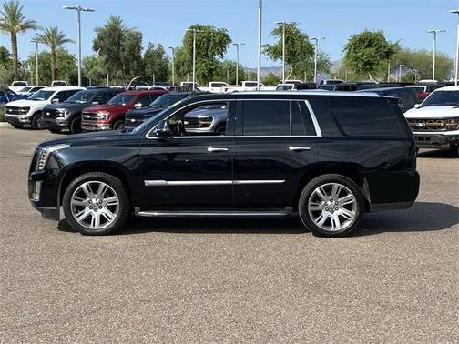 2015 Cadillac Escalade Luxury