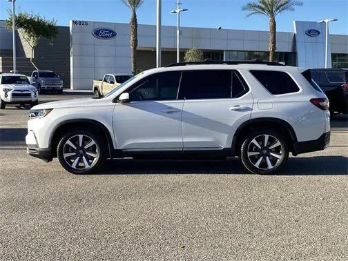 2024 Honda Pilot Touring 8-Passenger