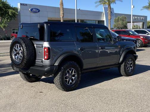 Gray Metallic 2025 Ford Bronco Badlands