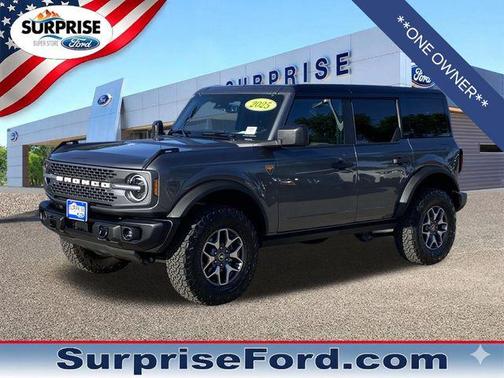 Gray Metallic 2025 Ford Bronco Badlands