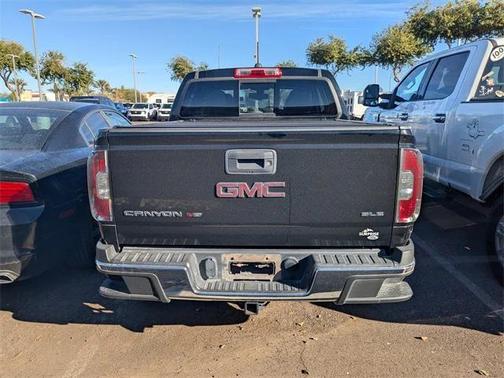 2020 GMC Canyon SLE