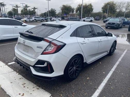 Photo 5 of 11 of 2020 Honda Civic Sport Touring