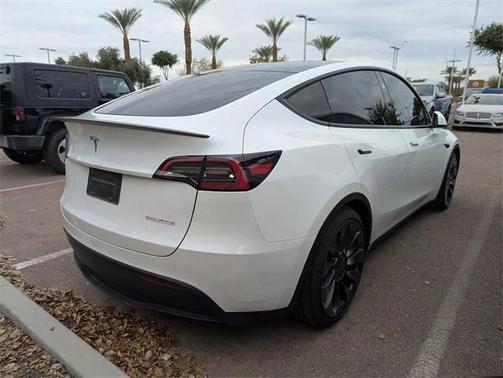 2024 Tesla Model Y Performance