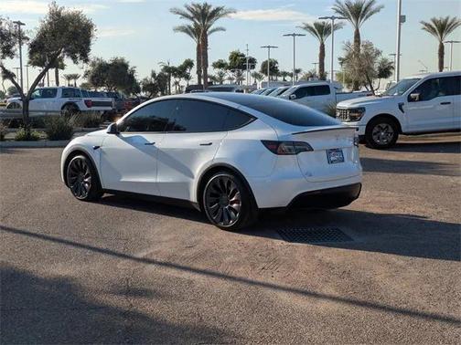 2024 Tesla Model Y Performance Dual Motor All-Wheel Drive
