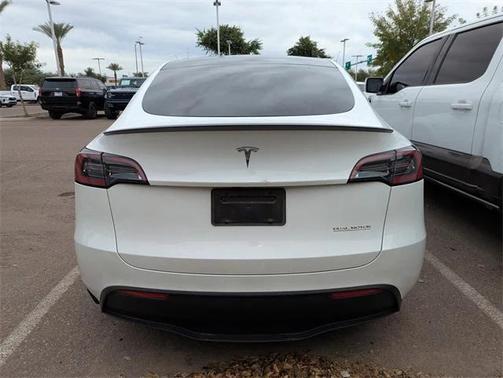 2024 Tesla Model Y Performance