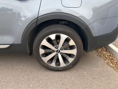 Everlasting Silver 2021 Kia Telluride S