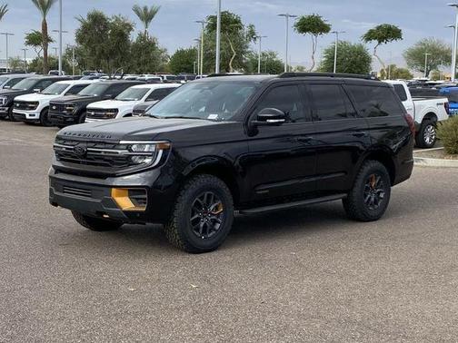 Dark Matter Gray Metallic 2026 Ford Expedition Tremor
