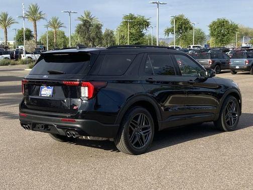 Agate Black 2025 Ford Explorer ST