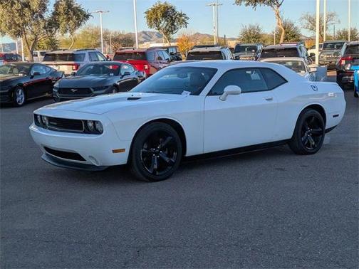 2014 Dodge Challenger SXT
