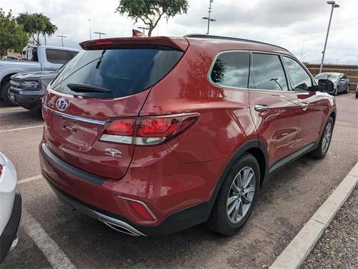 2017 Hyundai SANTA FE SE