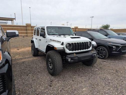 Bright White Clearcoat 2024 Jeep Wrangler Rubicon 392