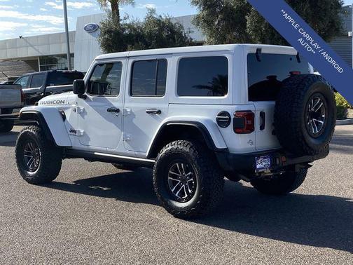 Bright White Clearcoat 2024 Jeep Wrangler Rubicon 392