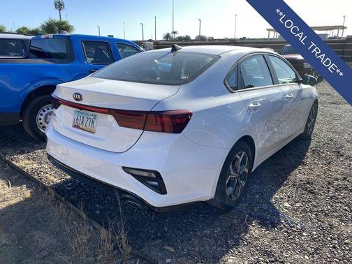 Clear White 2021 Kia Forte LXS