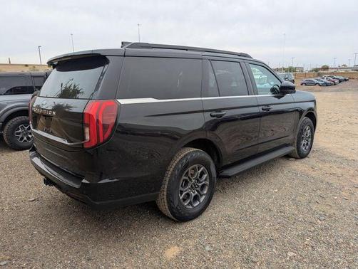 Agate Black 2025 Ford Expedition Active