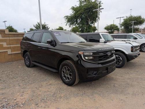 Agate Black 2025 Ford Expedition Active
