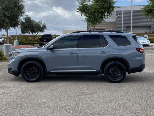 Sonic Gray Pearl 2025 Honda Pilot Elite