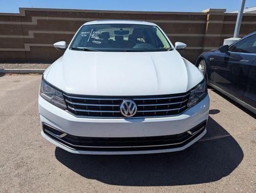 Pure White 2019 Volkswagen Passat 2.0T Wolfsburg Edition