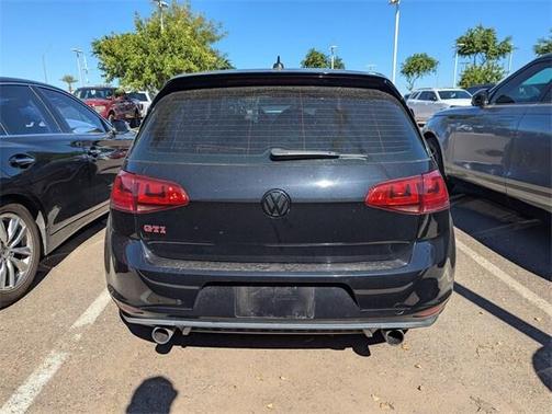 2017 Volkswagen Golf GTI 2.0T S 4-Door