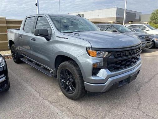 2025 Chevrolet Silverado 1500 Custom