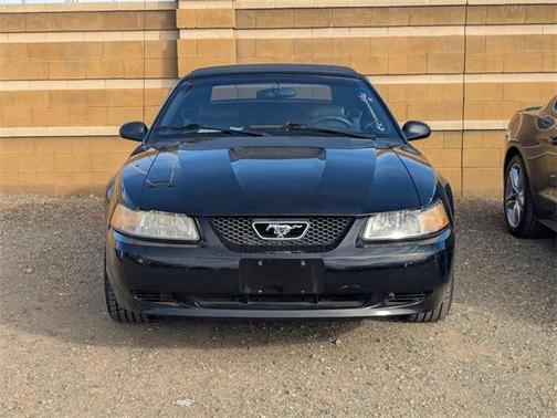 1999 Ford Mustang Base