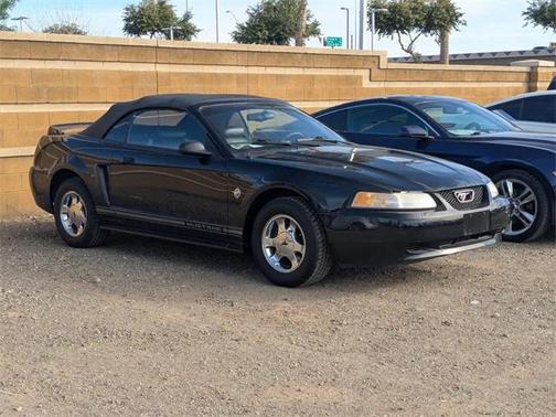 1999 Ford Mustang Base