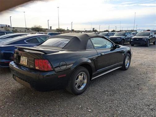 1999 Ford Mustang Base