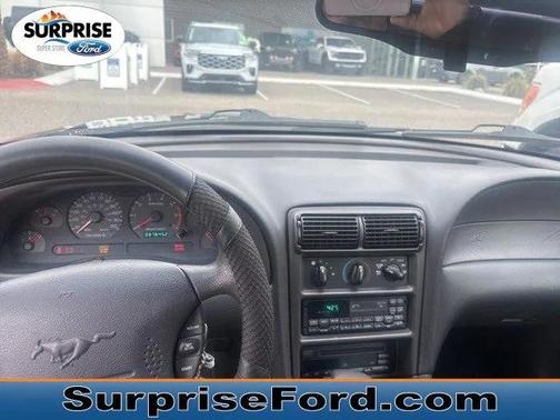 1999 Ford Mustang Base