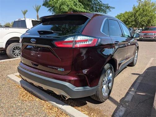 2020 Ford Edge Titanium