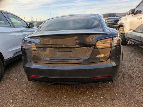 2024 Tesla Model S Plaid