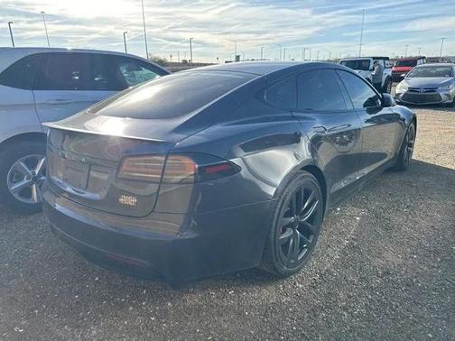 2024 Tesla Model S Plaid