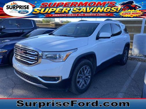 Summit White 2018 GMC Acadia SLE-2