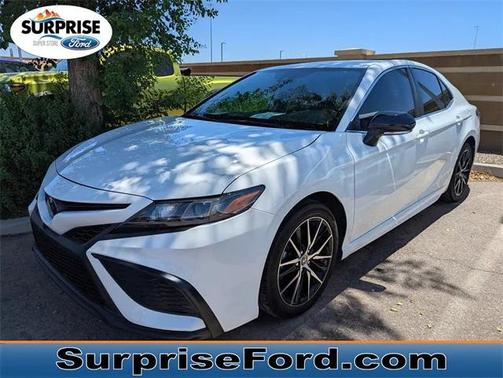 2023 Toyota Camry SE