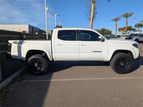 2017 Toyota Tacoma TRD Sport