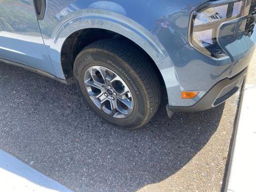 Azure Gray Metallic Tri-Coat 2025 Ford Maverick XLT