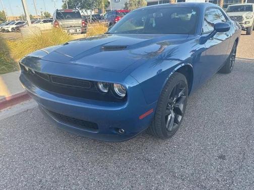 2022 Dodge Challenger SXT