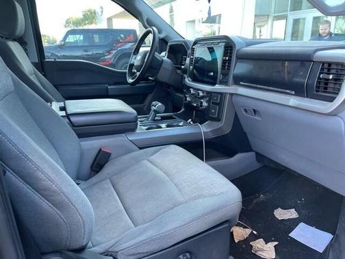 2023 Ford F-150 Lightning XLT