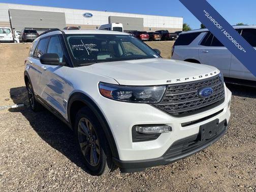 Star White Metallic Tri-Coat 2021 Ford Explorer XLT