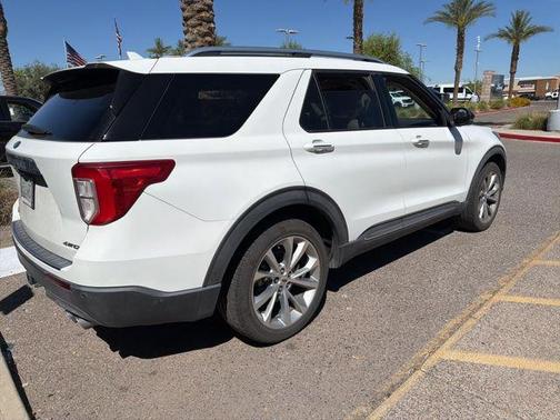 Star White Metallic Tri-Coat 2021 Ford Explorer Platinum
