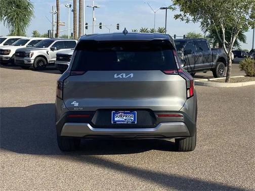 2024 Kia EV9 Light Long Range