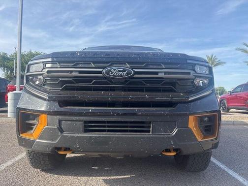Agate Black Metallic 2025 Ford Expedition Tremor