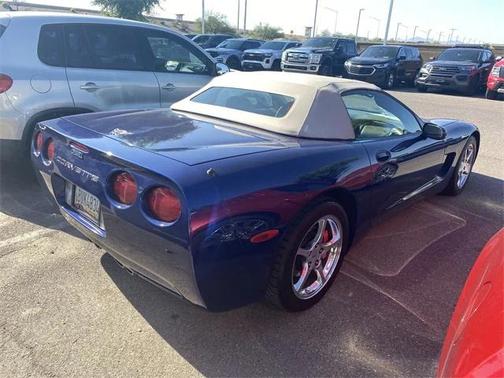 2004 Chevrolet Corvette Base