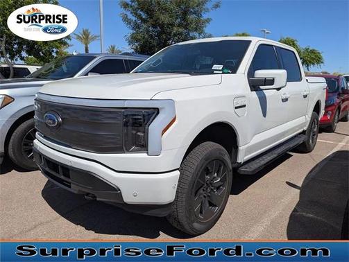 2022 Ford F-150 Lightning LARIAT