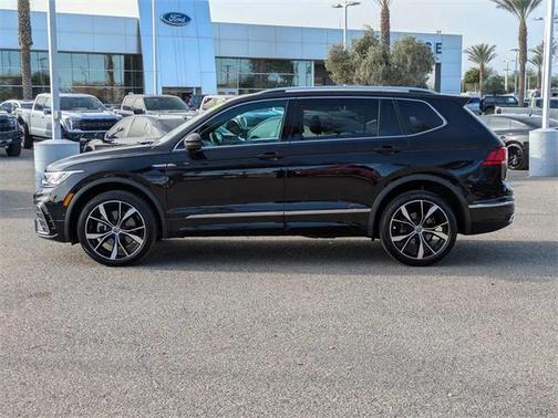 2023 Volkswagen Tiguan 2.0T SEL R-Line 4MOTION