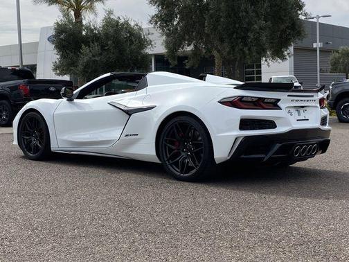 Arctic White 2024 Chevrolet Corvette Z06