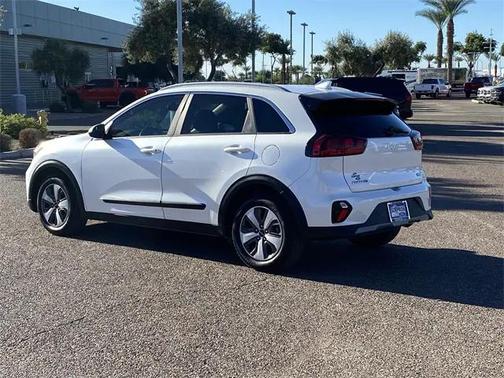 2022 Kia Niro LX