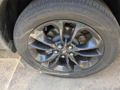2022 Dodge Durango Orange Sport RWD