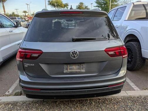 2021 Volkswagen Tiguan 2.0T SE R-Line Black