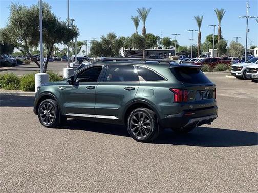 2022 Kia Sorento SX